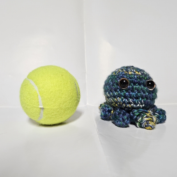 Handmade Multicolor Octopus/ Amigurumi Crochet - Picture 1 of 3